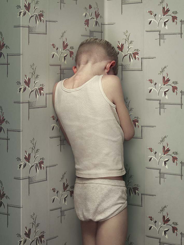 Keyhole#7_2012_from the series ''Keyhole''© Studio Erwin Olaf, Courtesy of Paci contemporary
